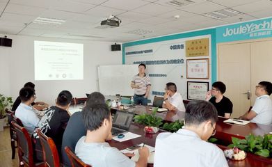 南京大學(xué)盧明輝教授蒞臨嘉儀通開展技術(shù)交流活動