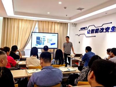 源拓攜寬溫工業(yè)級交換機與湖南分銷商進行技術(shù)交流